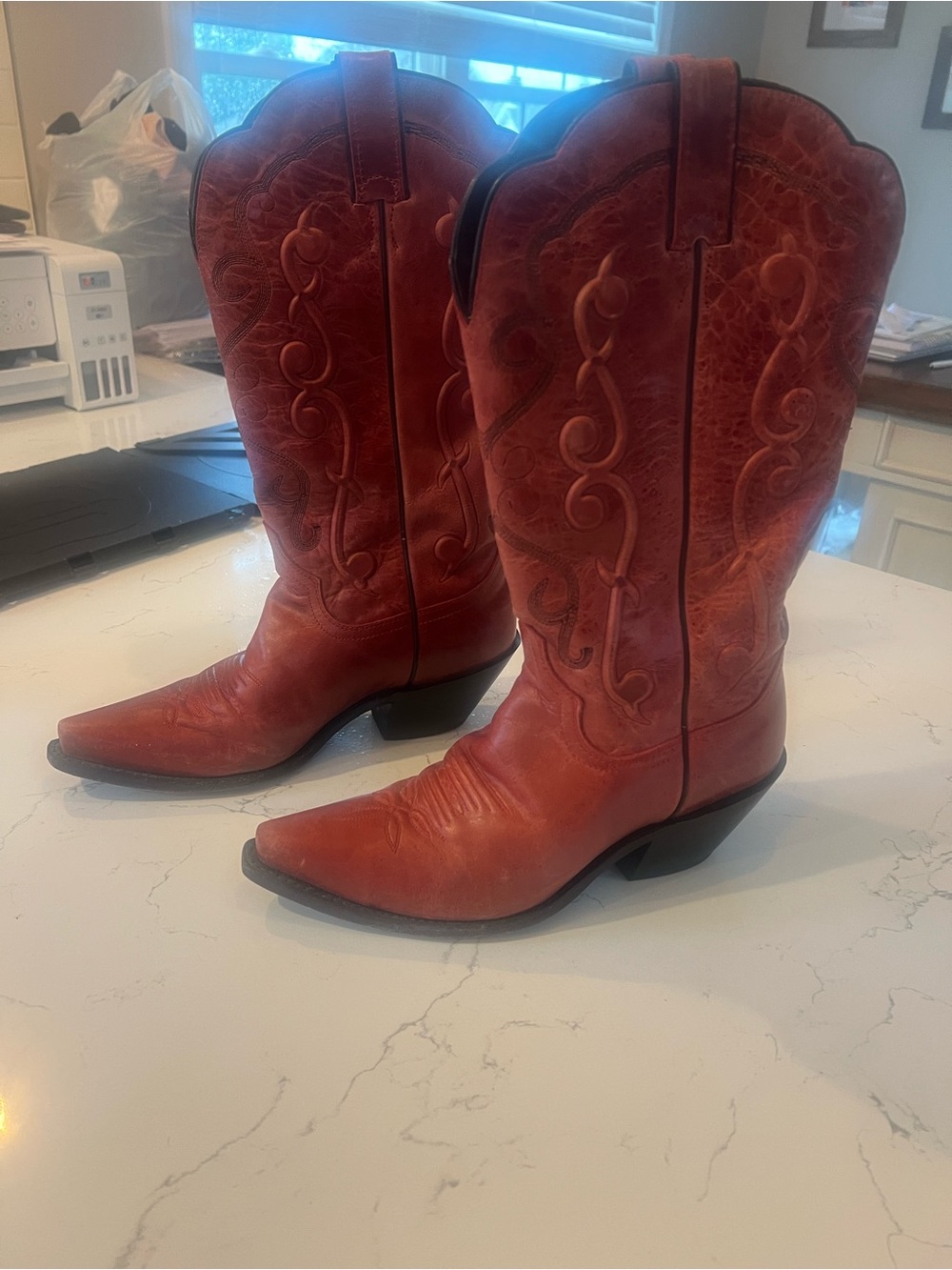 Justin Boots Women's Red Leather Cowboy Boot—8.5 - Picture 4 of 7